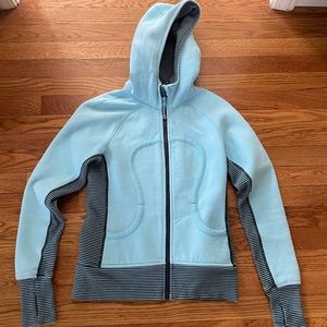 Women’s Lululemon zip up scuba hoodie size 4